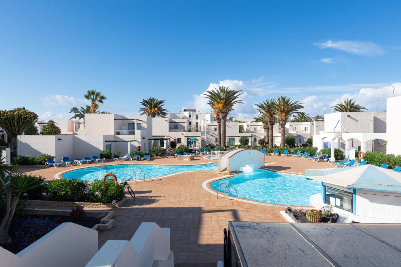 Homeforguest Apartamento Con Terraza Y Piscina En Corralejo Eksteriør bilde