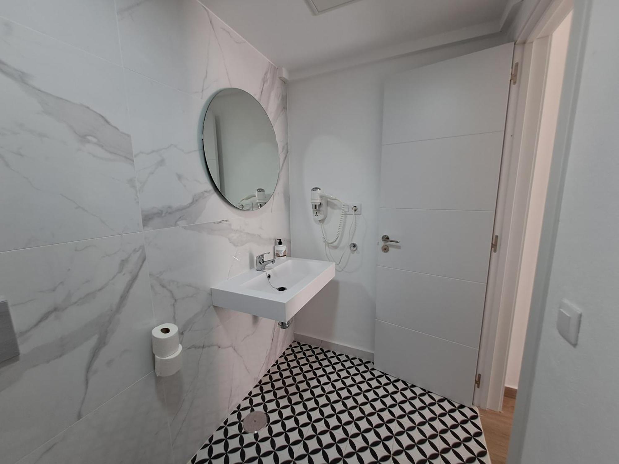 Homeforguest Apartamento Con Terraza Y Piscina En Corralejo Eksteriør bilde
