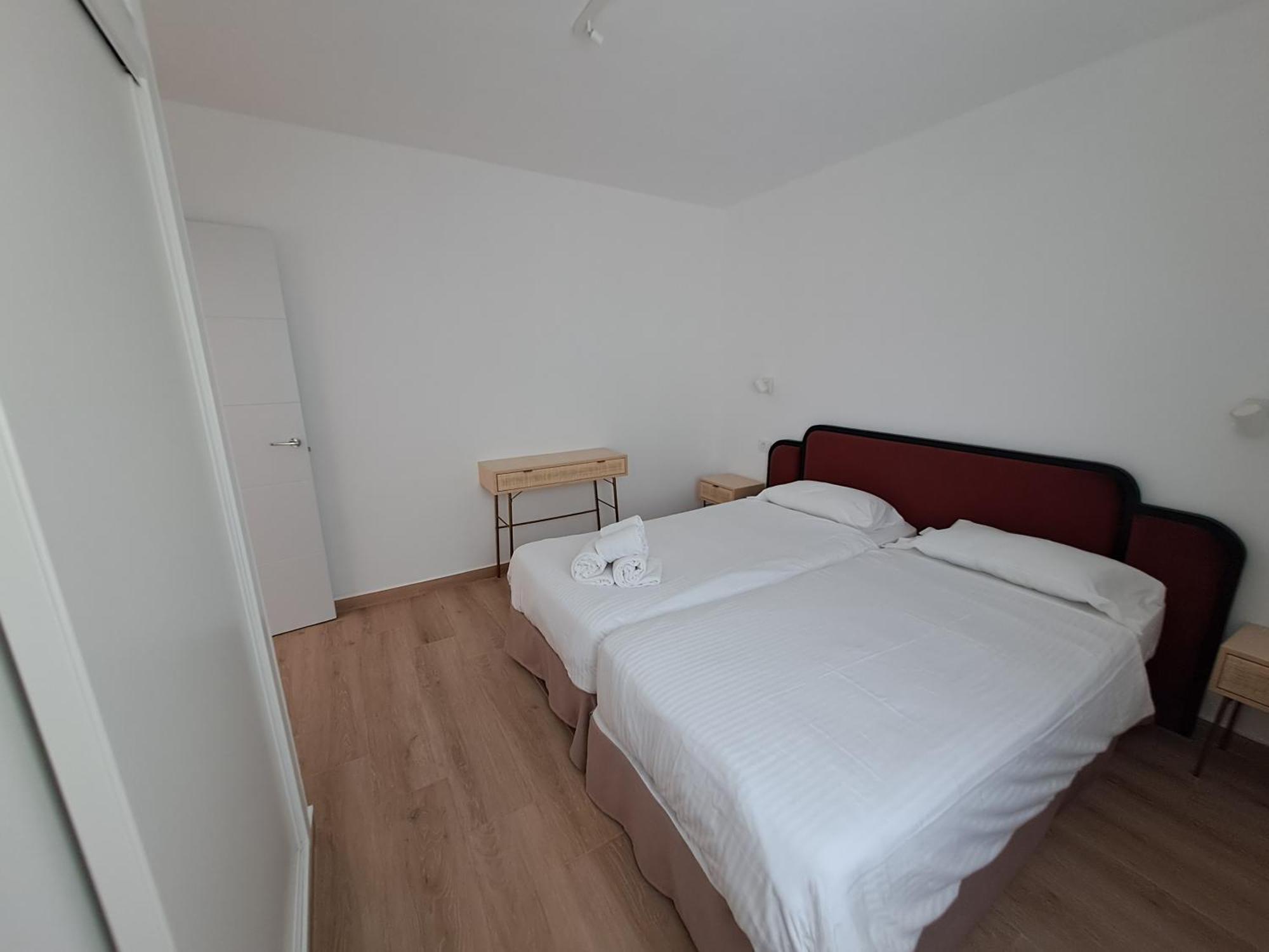 Homeforguest Apartamento Con Terraza Y Piscina En Corralejo Eksteriør bilde